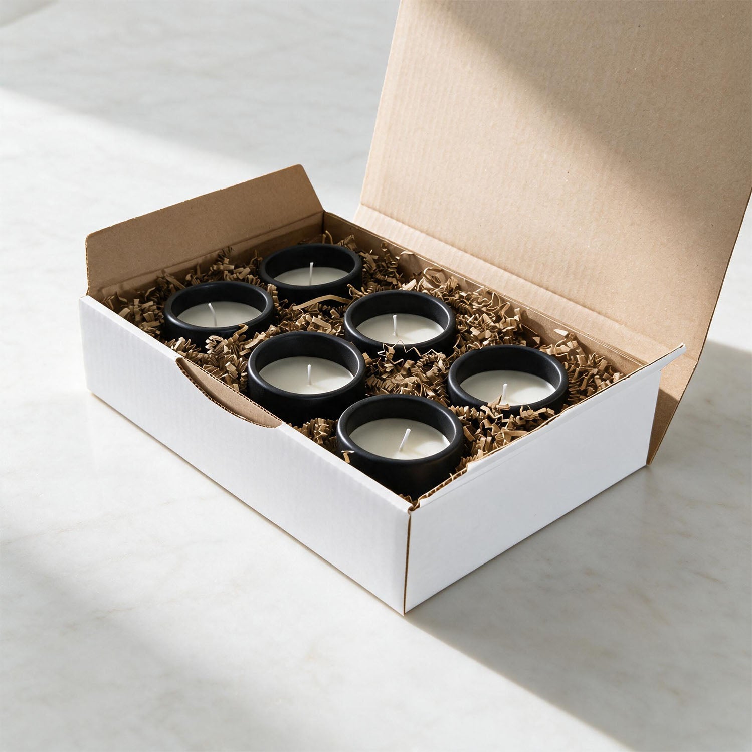 Candle Refill Set van Solid36 met zes matzwarte keramische kaarsen in doos